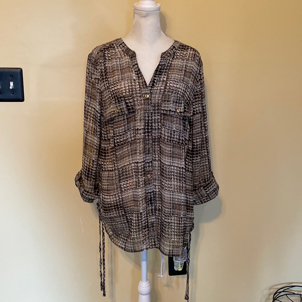 Sara Michelle blouse